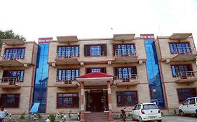 Hotel Royal Reshi Srinagar